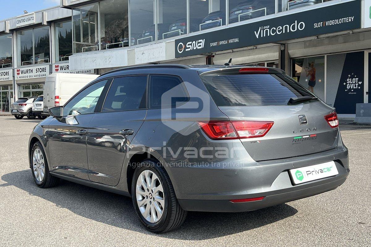 SEAT Leon 1.6 TDI 105 CV ST Start/Stop Style