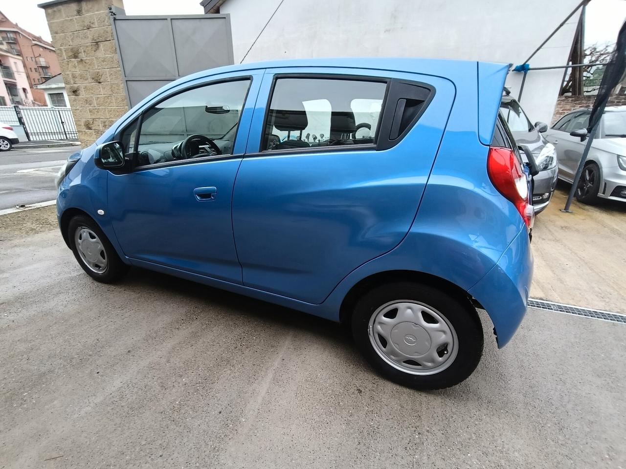 Chevrolet Spark 1.0 LT