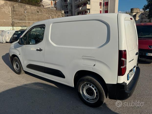 Peugeot partner