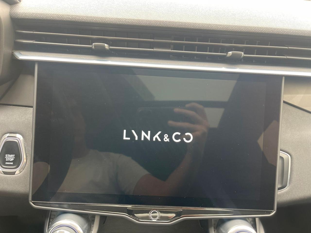 Lynk&co 01 PHEV