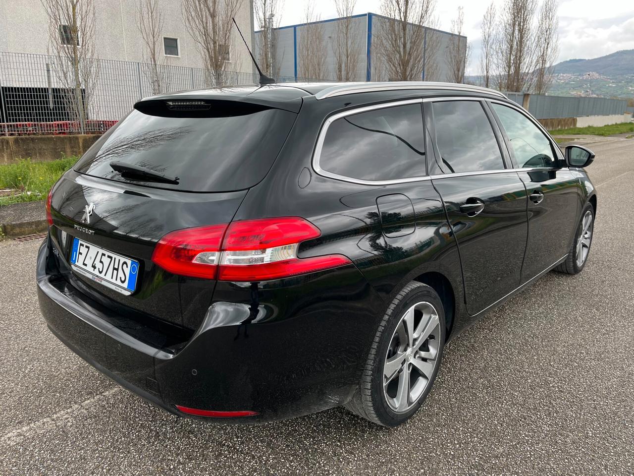 Peugeot 308 BlueHDi 130 cv SW edition