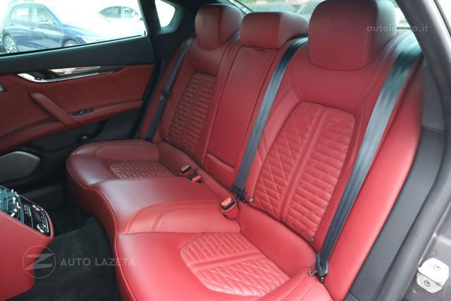 MASERATI Quattroporte V8 580 CV Trofeo