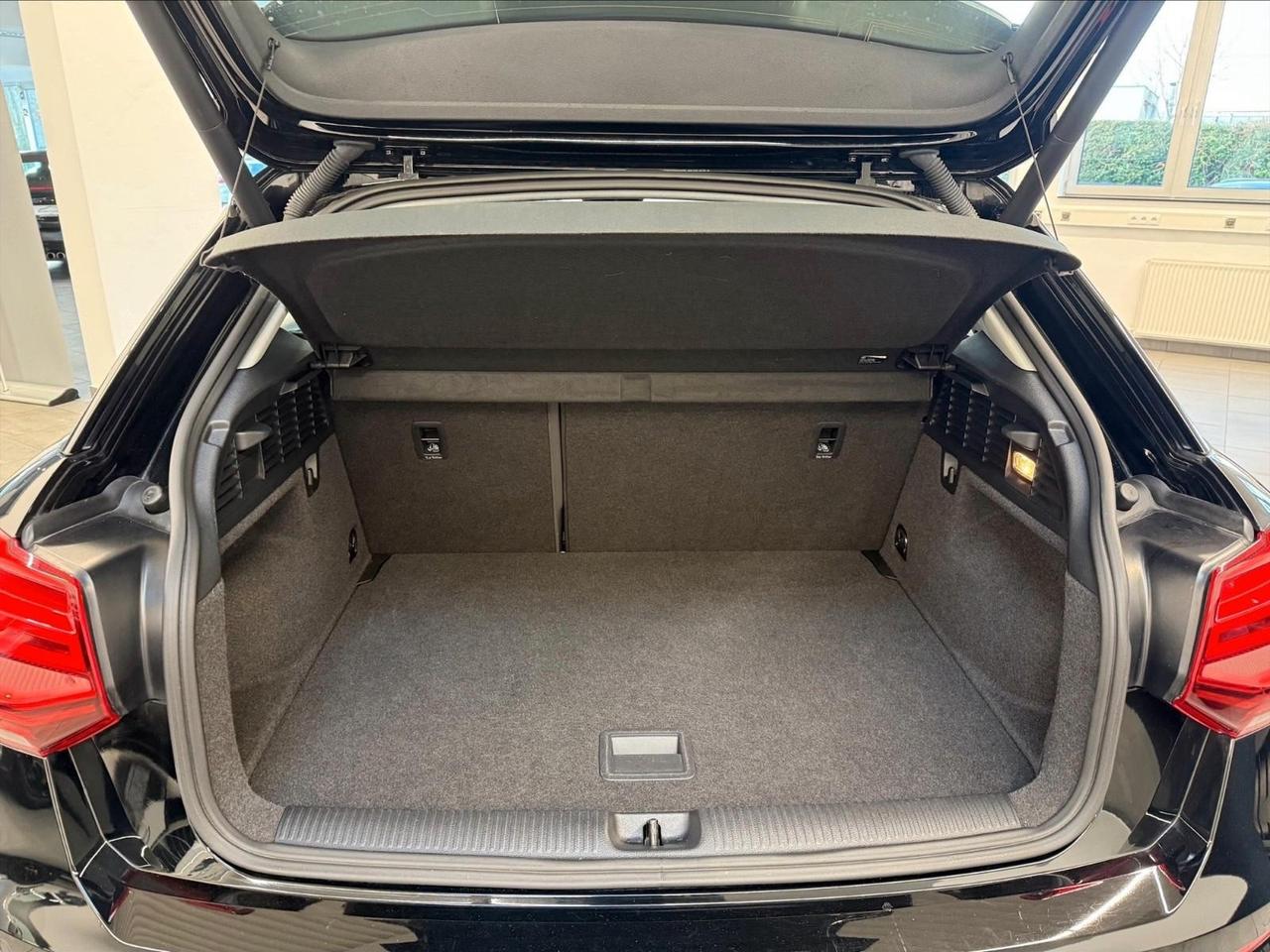 Audi Q2 30 TFSI S tronic Admired