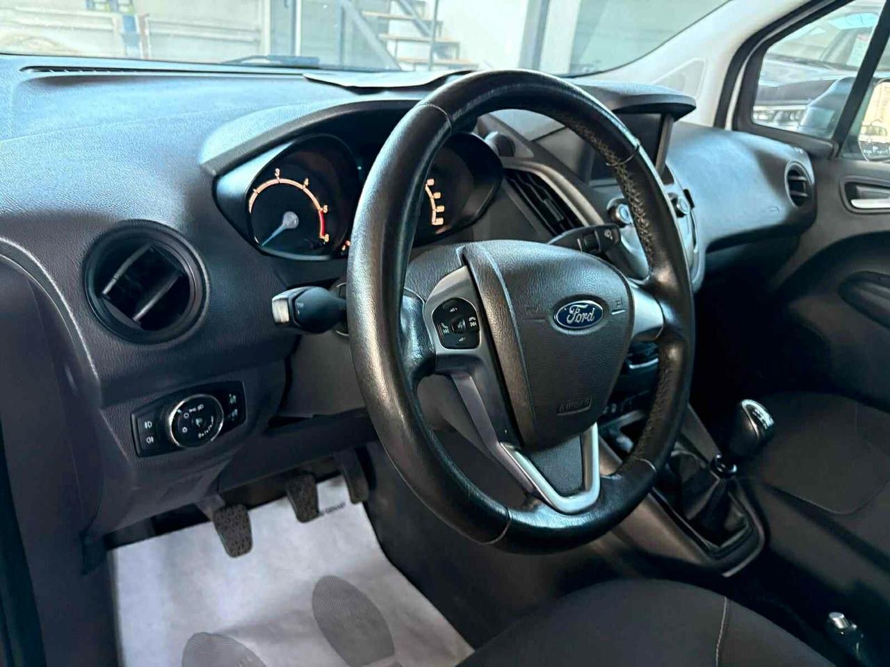 Ford Transit Courier 1.5 TDCi 75CV Van Trend IVA INCLUSA