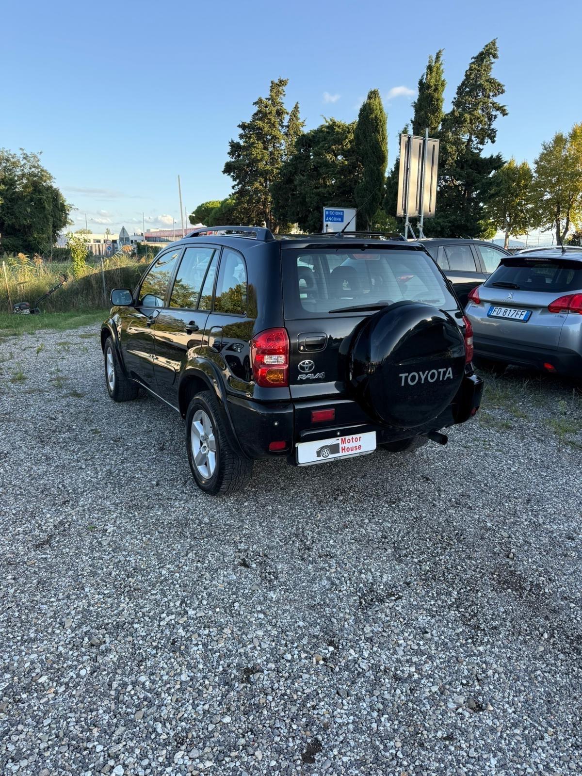 Toyota RAV 4 RAV4 2.0 Tdi D-4D cat 5 porte Sol