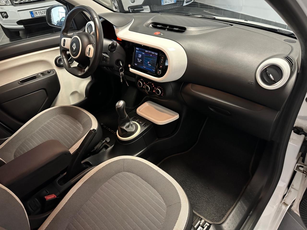 RENAULT TWINGO 1.0 NEOPATENTATI 69CV FULL UNIPRO