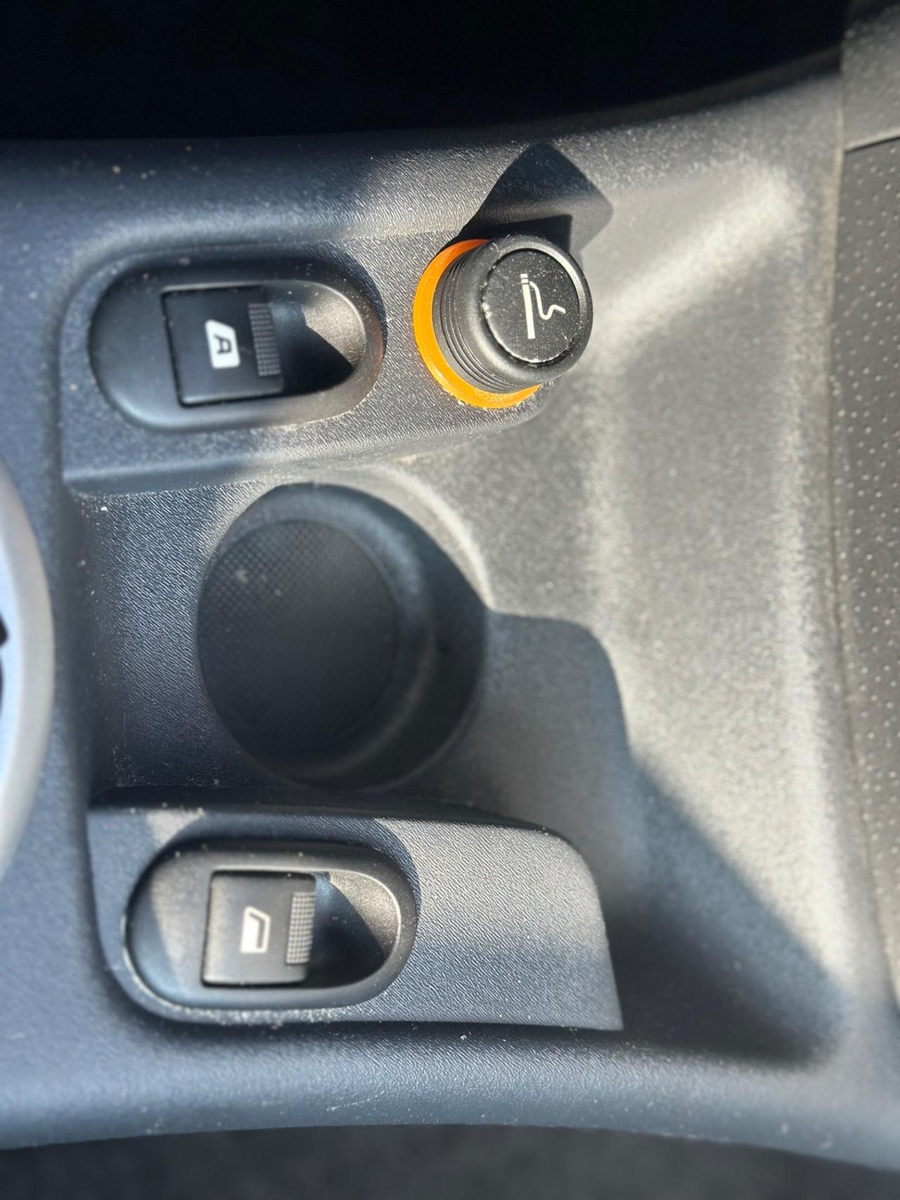 Citroen C3 1.1 (98.000KM CERTIFICATI) OK NEOPATENTATI