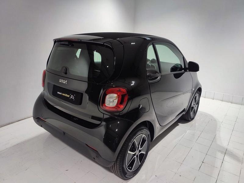 smart fortwo EQ Passion