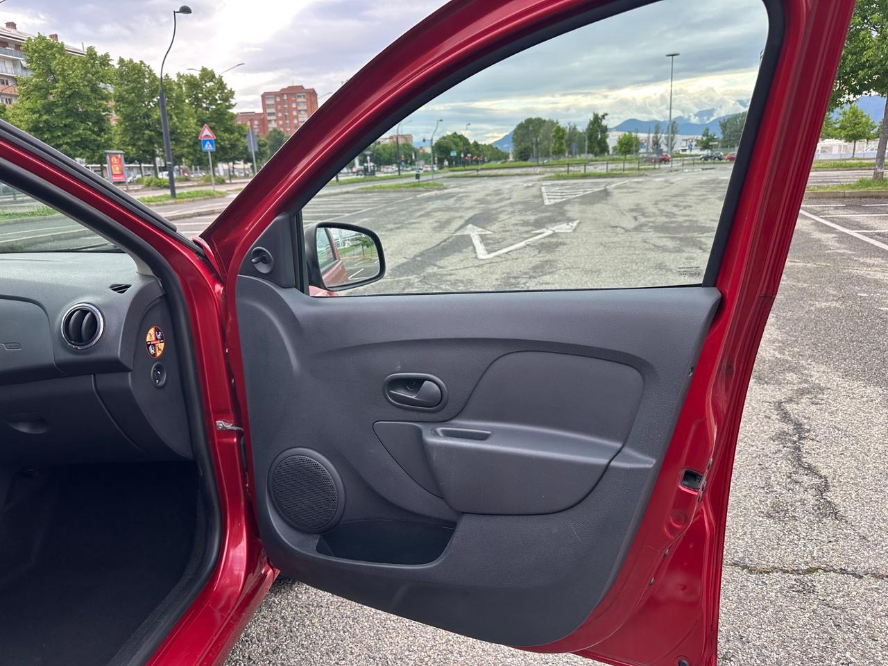 Dacia Sandero 1.2 GPL fino 2035 75CV euro 5