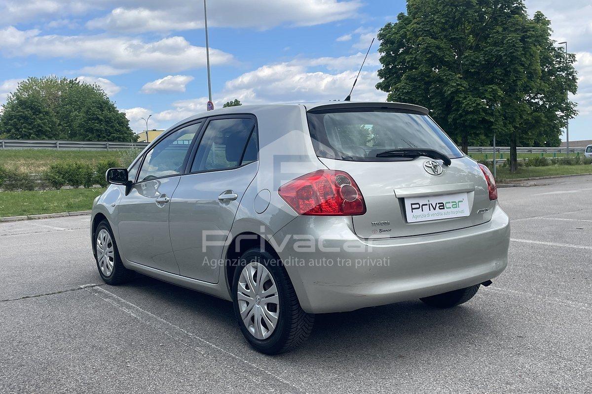 TOYOTA Auris 1.3 L 5 porte