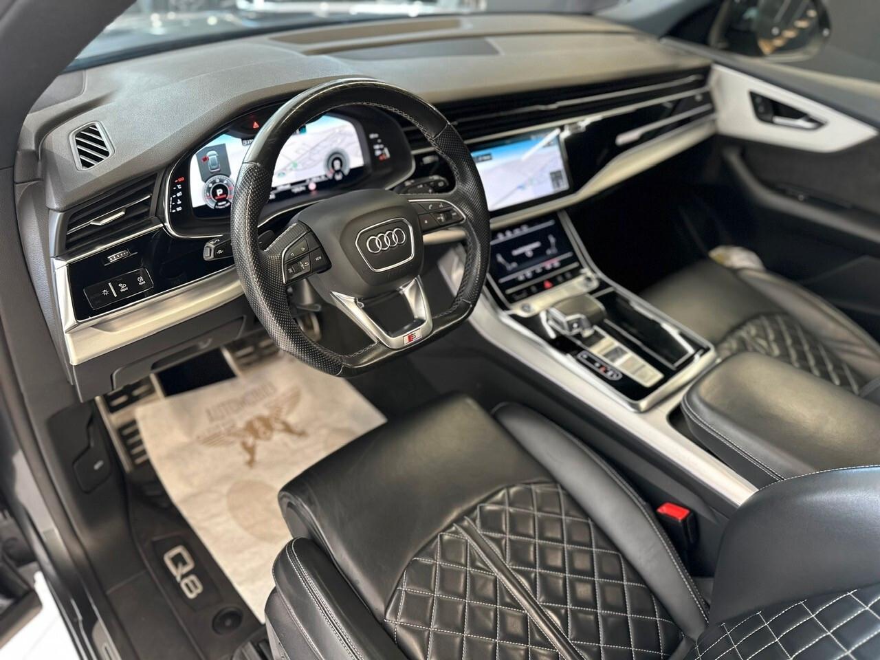 AUDI Q8 50 TDI 286 CV TETTO S LINE FULL