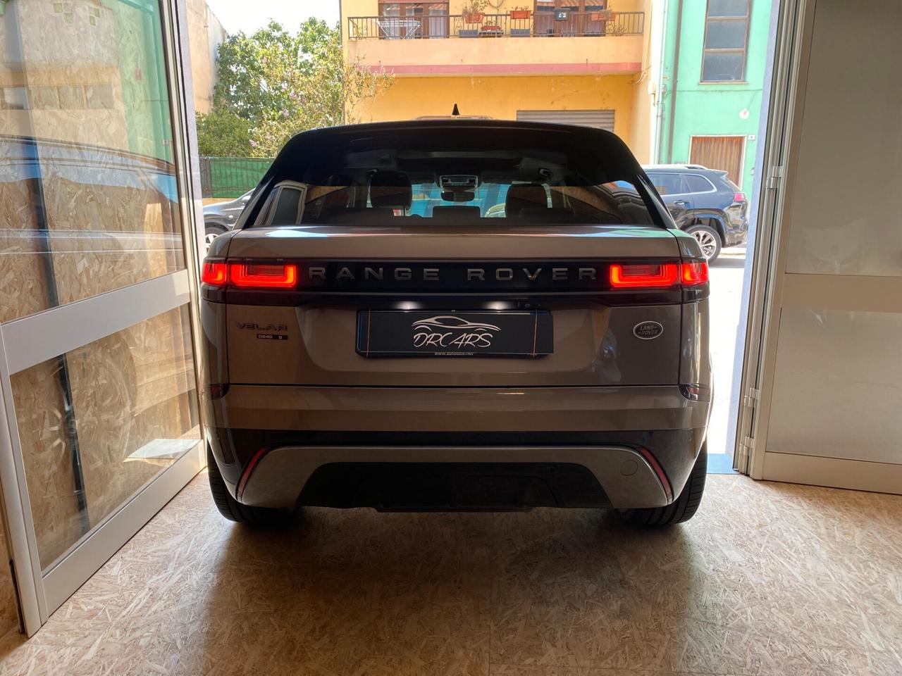 Land Rover Range Velar 2.0D I4 240 CV R-Dynamic