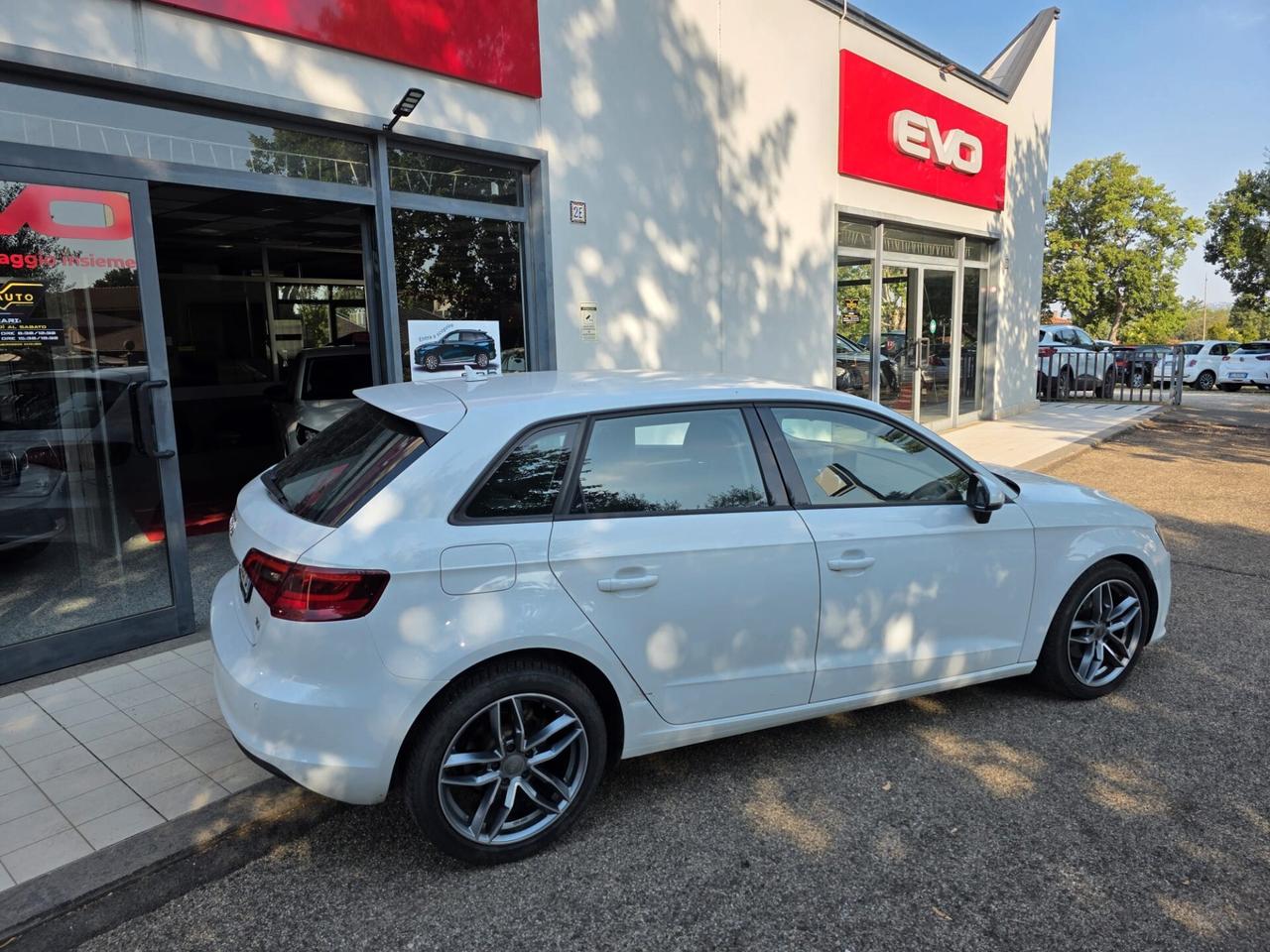 Audi A3 SPB 1.6 TDI S tronic Ambiente