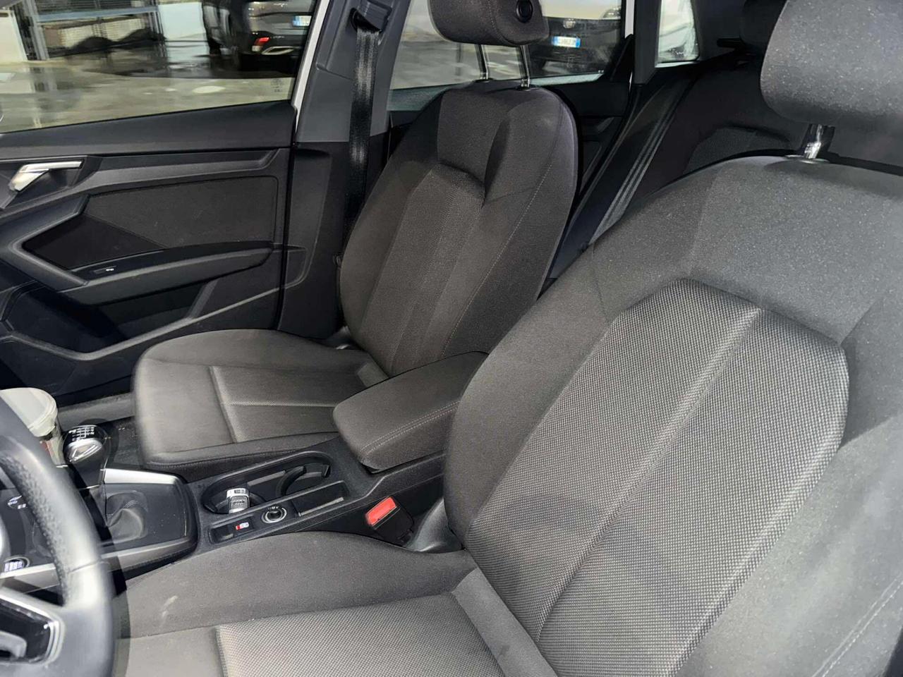 Audi A3 SPB 30 TDI Business Advanced-2023