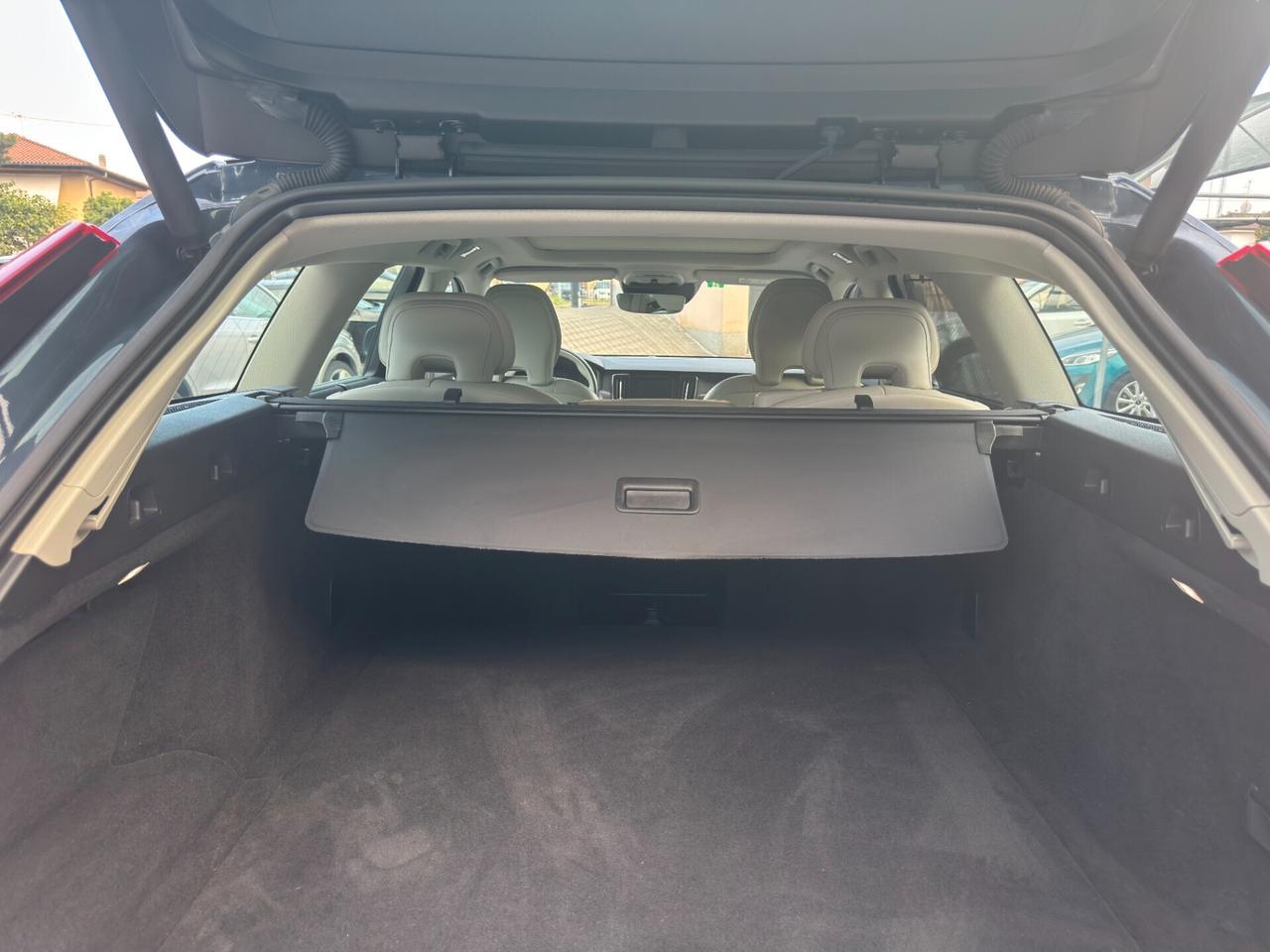 Volvo V90 Cross Country D5 AWD Geartronic Pro