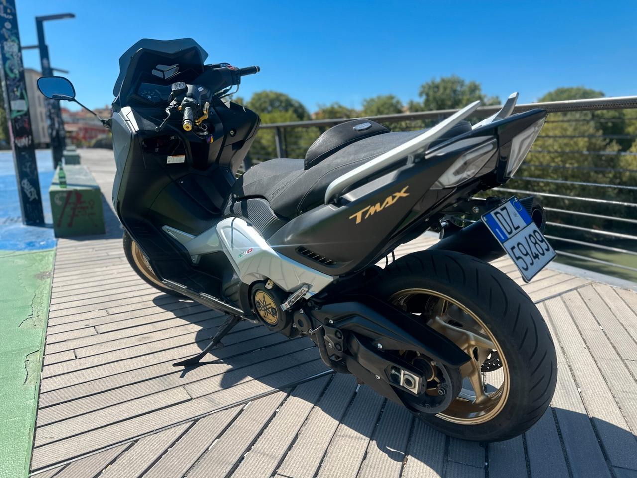 Yamaha TMax 530 4k di modifiche!!!