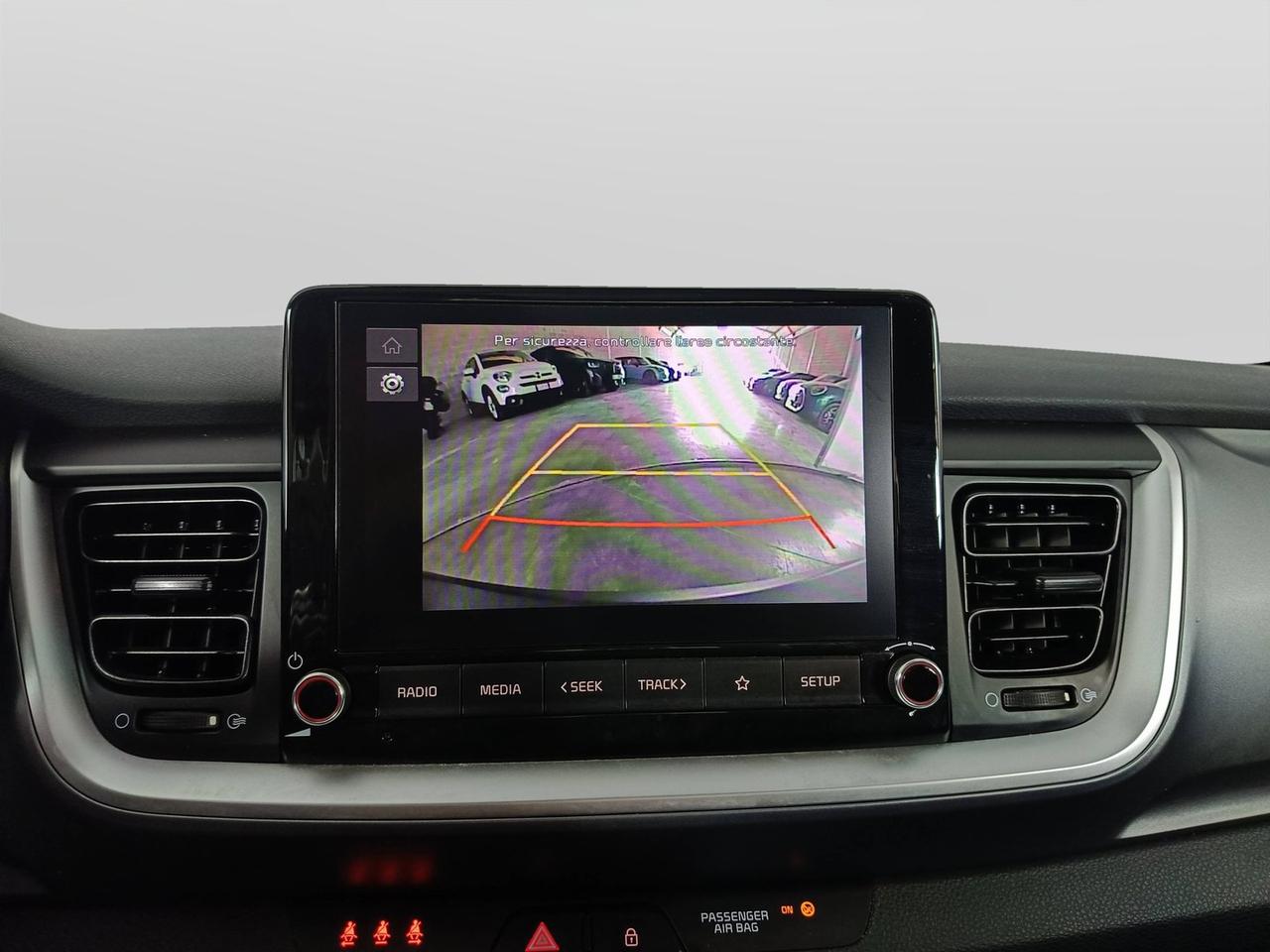 KIA Stonic - Stonic 1.2 dpi Urban Techno&Design Pack 84cv