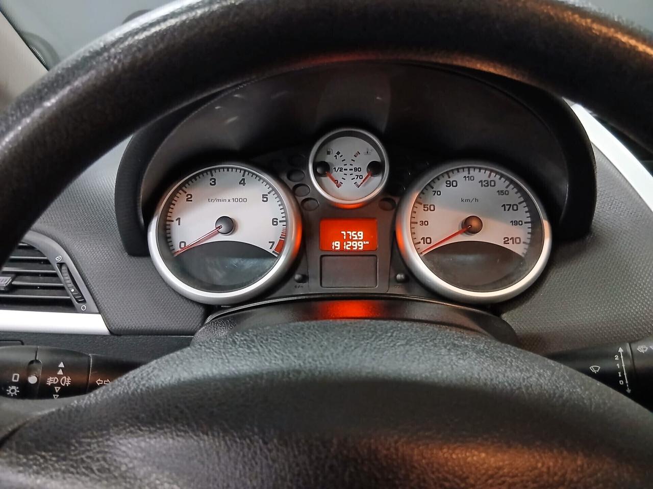 Peugeot 207 1.4 8V 75CV 5p. Energie Sport ECO GPL Motore revisionato totalmente
