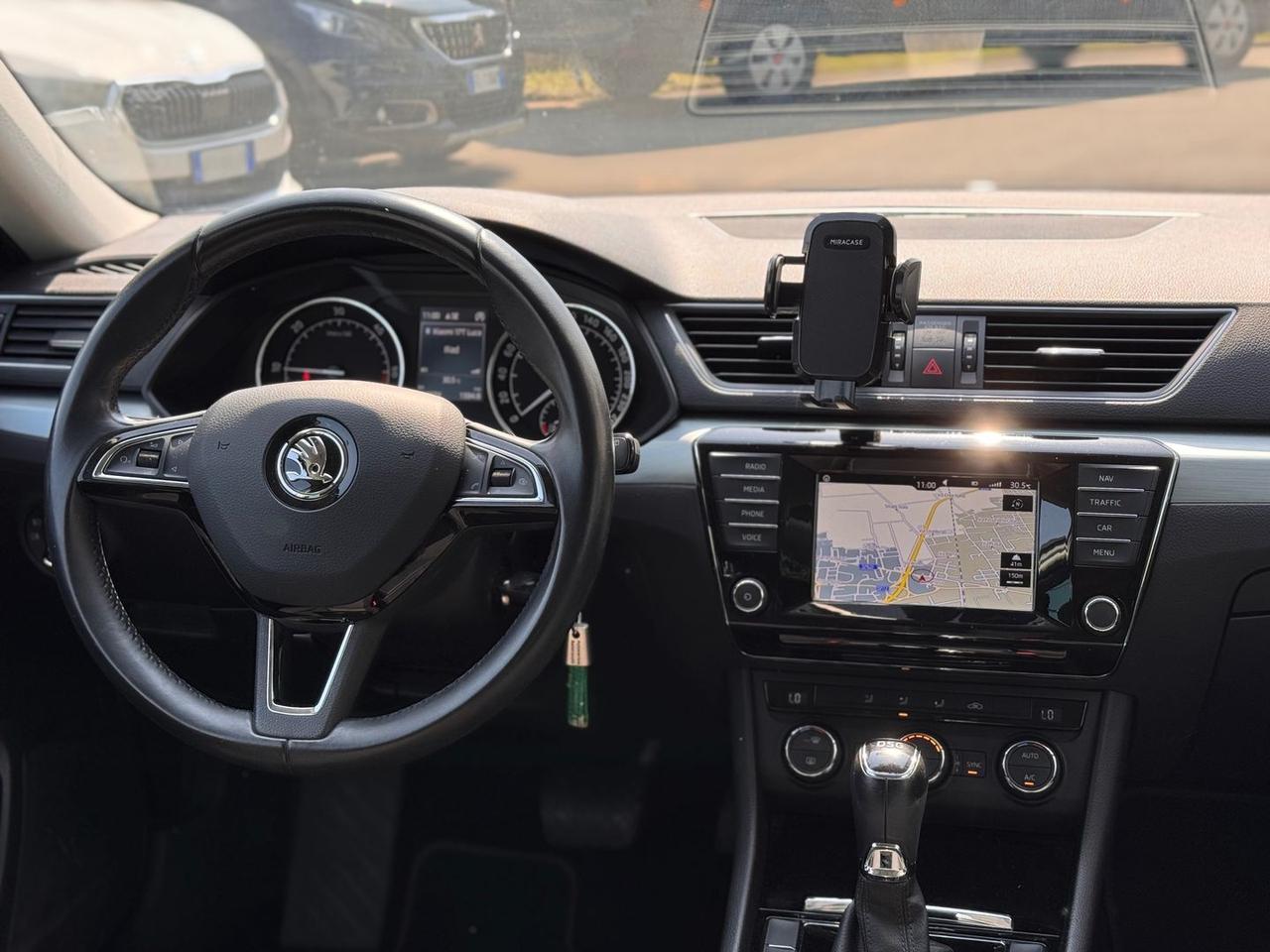 Skoda Superb Executive 2.0 TDI #12030