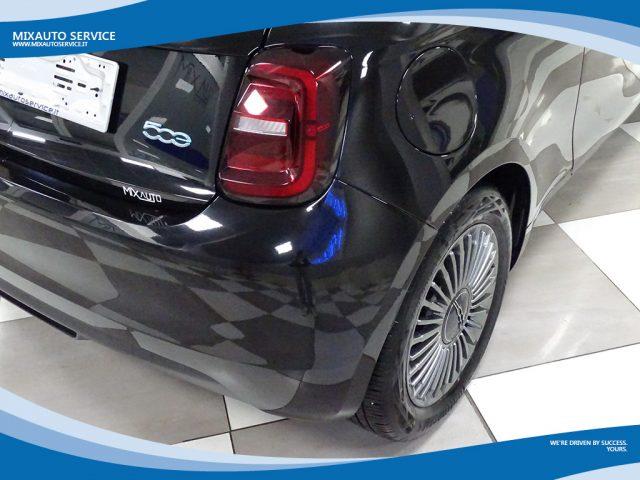 FIAT 500e Hatchback 118cv eDrive Icon