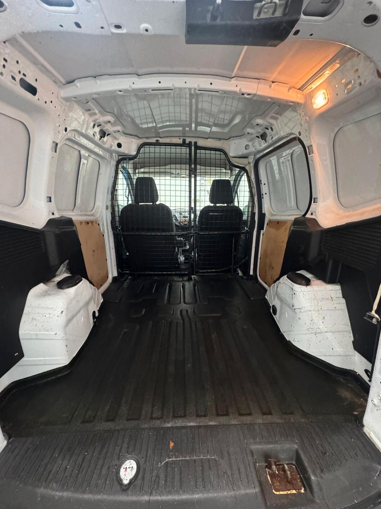 Ford transit courier 1,5 tdci 75 CV