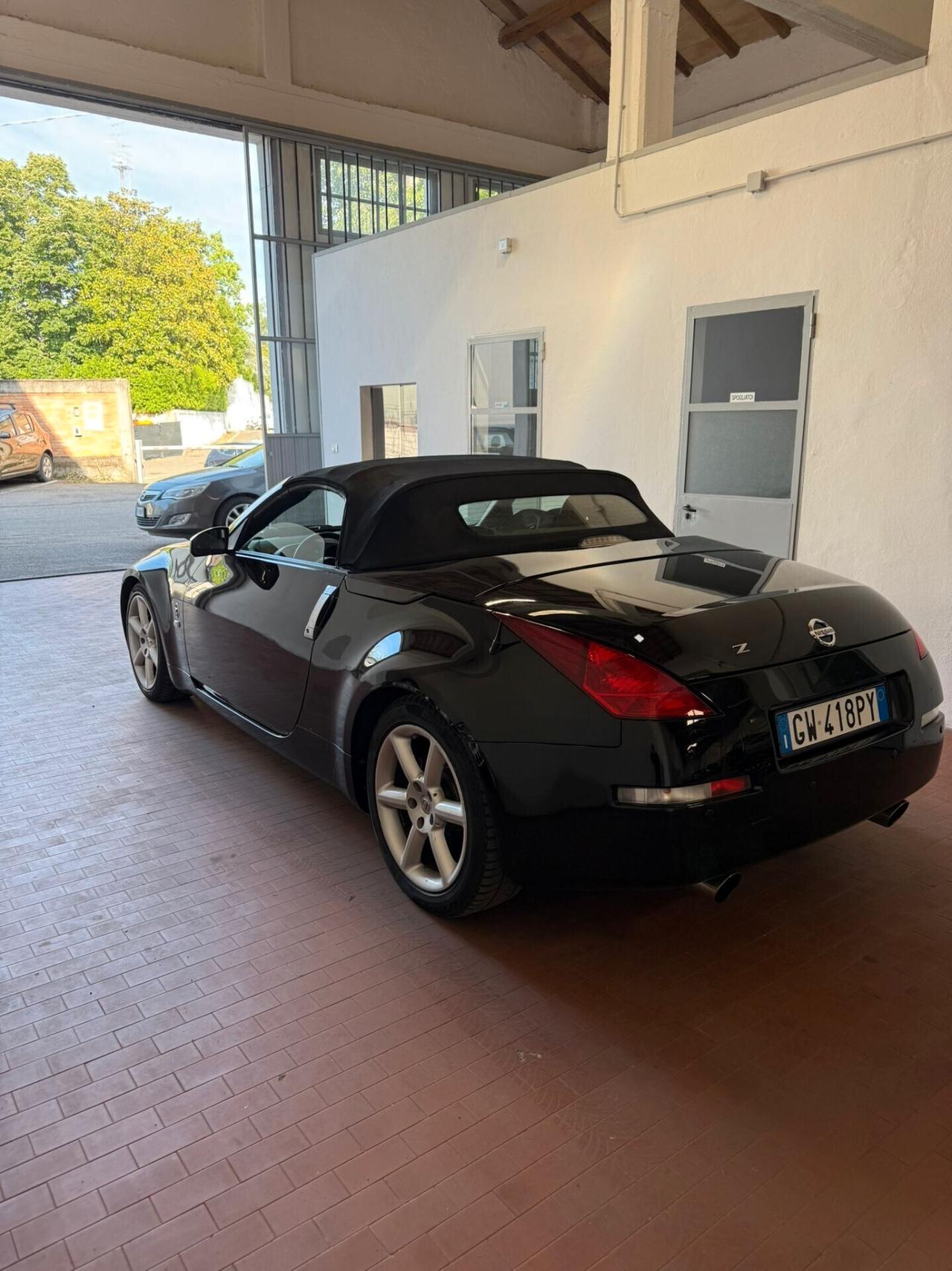 Nissan Z 350Z Roadster 3.5 V6 Lev 2