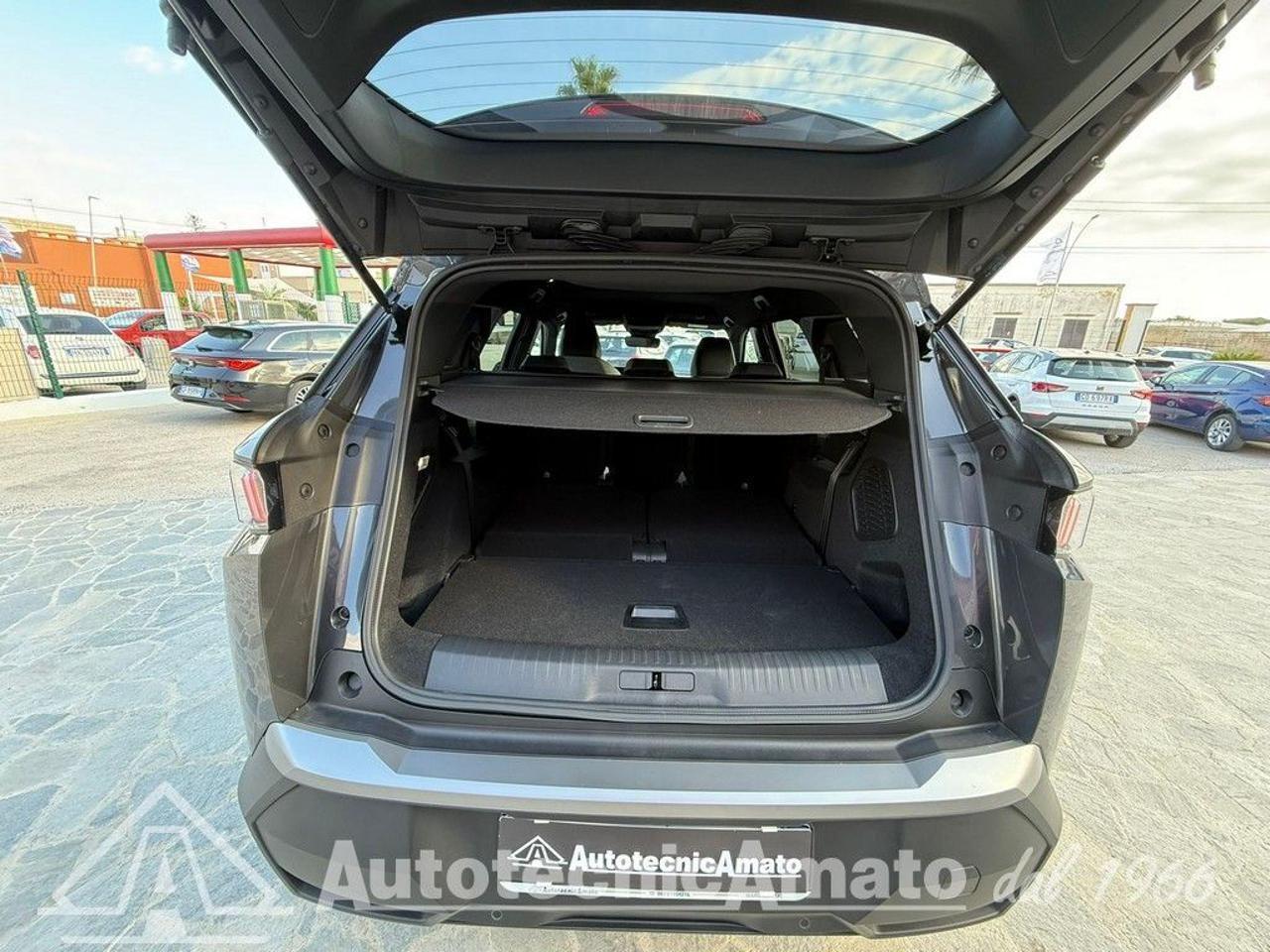 Peugeot 5008 Plug-in Hybrid 195 e-DCS7 Allure