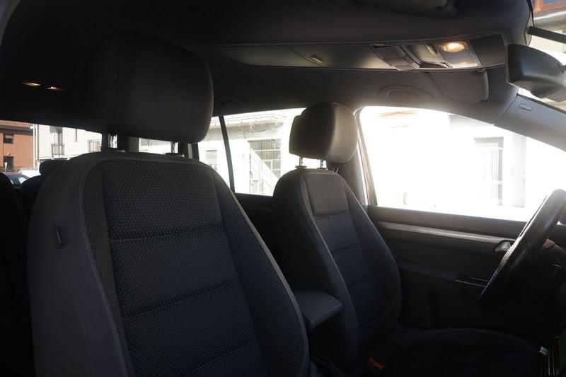 Volkswagen Touran Volkswagen Touran 1.6 tdi Comfortline Business 77KW ANNO 2012