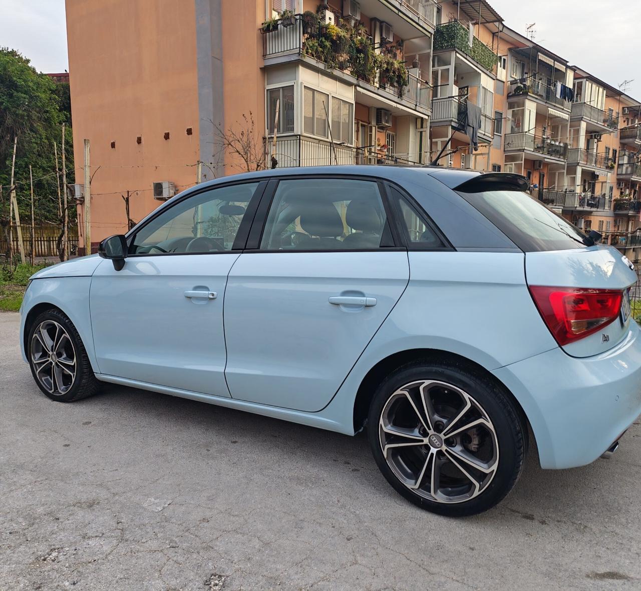 AUDI A1 SPORTBACK AUTOMATICA 1.6