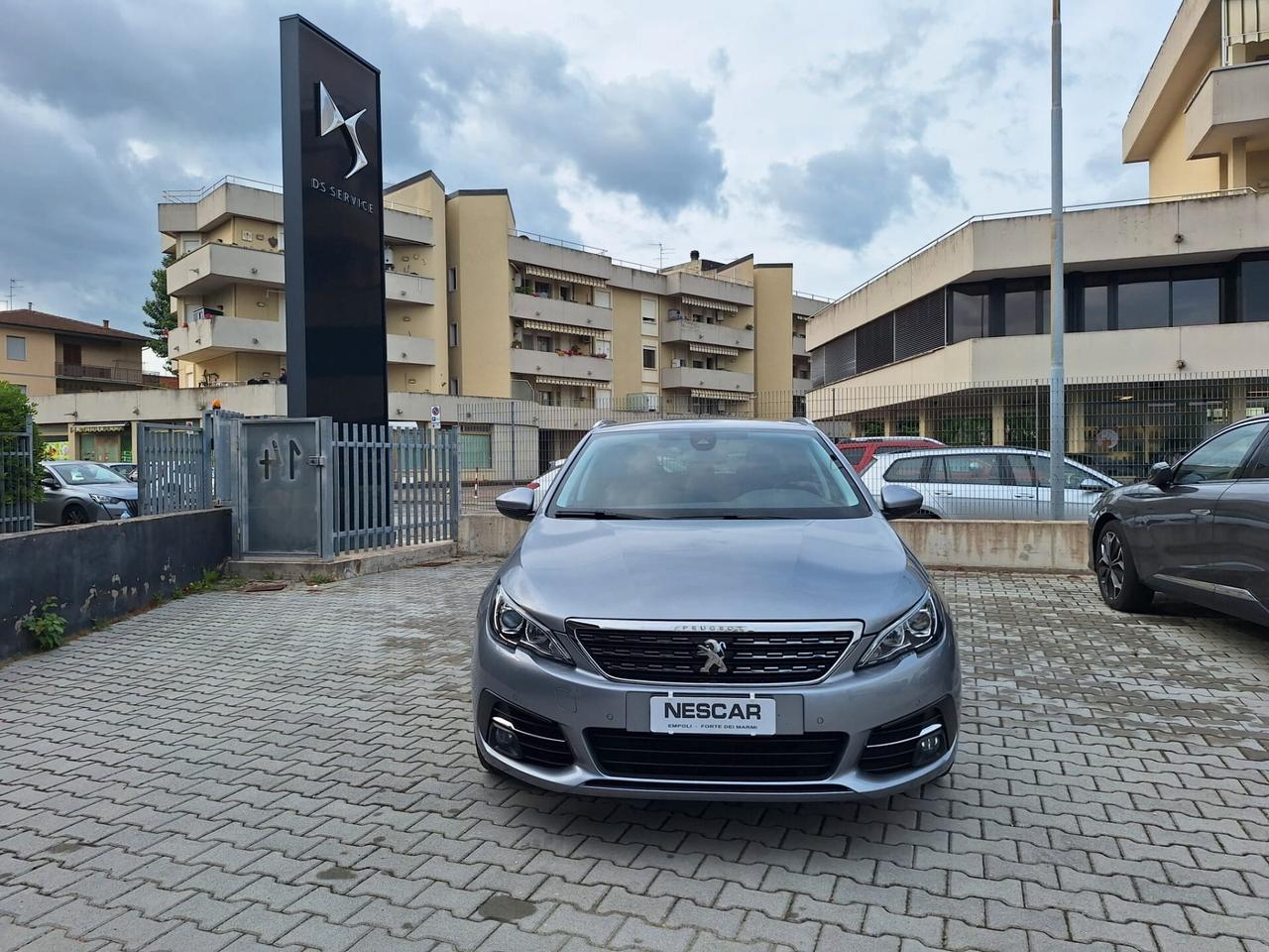 Peugeot 308 BlueHDi Business Cambio Automatico UNICO PROPRIETARIO IVA ESPOSTA