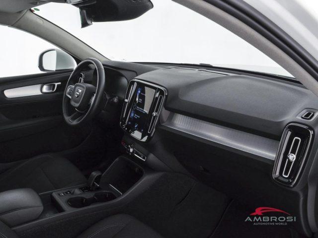 VOLVO XC40 T4 Recharge Plug-in Hybrid Inscription Expression