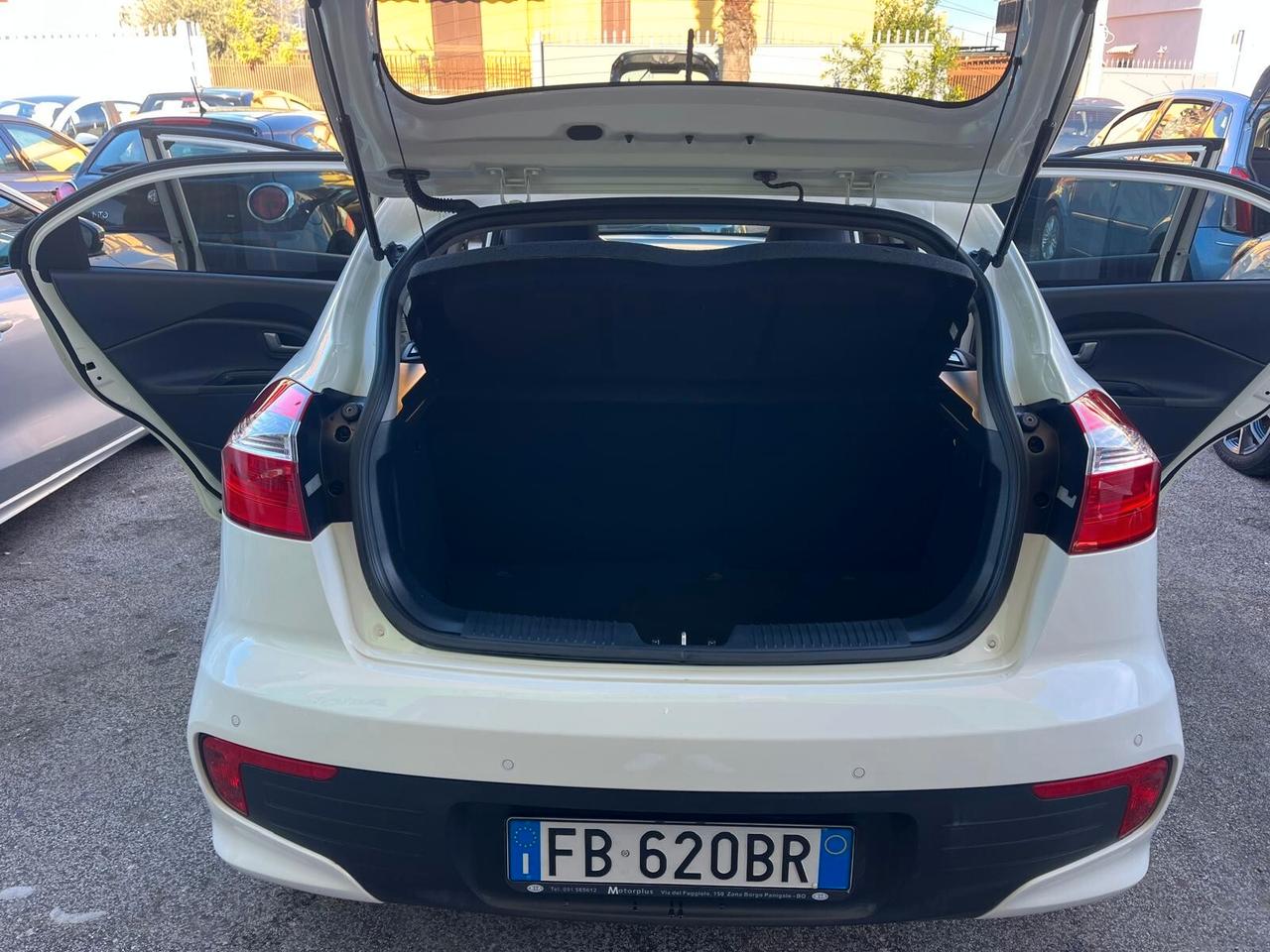 Kia Rio 1.1 Diesel 5p.