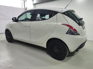 Lancia Ypsilon 1.2 69 CV 5 porte GPL Ecochic Plati