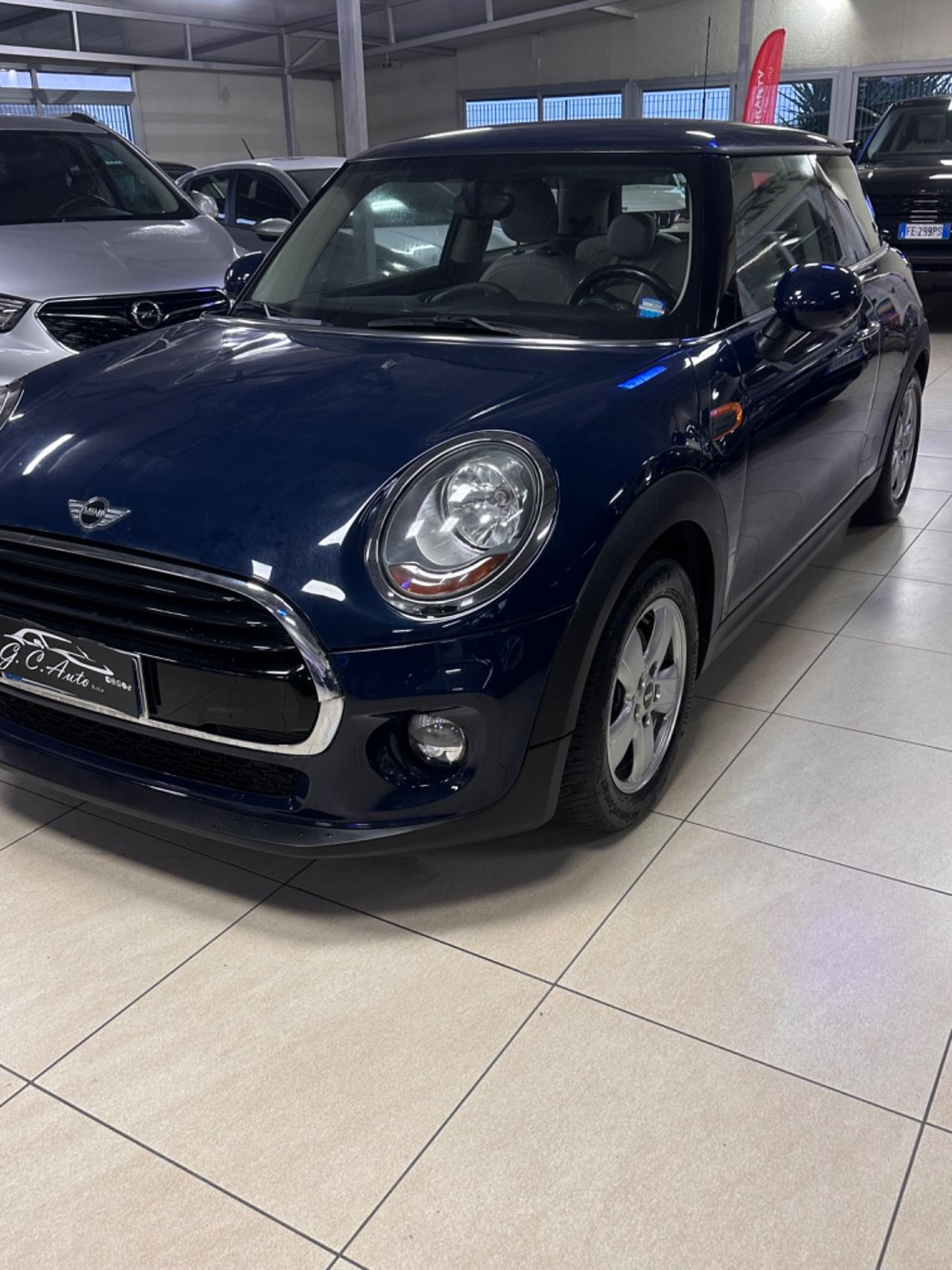 Mini Mini 1.5 Cooper D Business