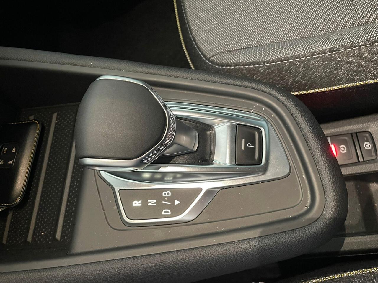 RENAULT SYMBIOZ FULL HYBRID E-TECH 145 Cv TECHNO