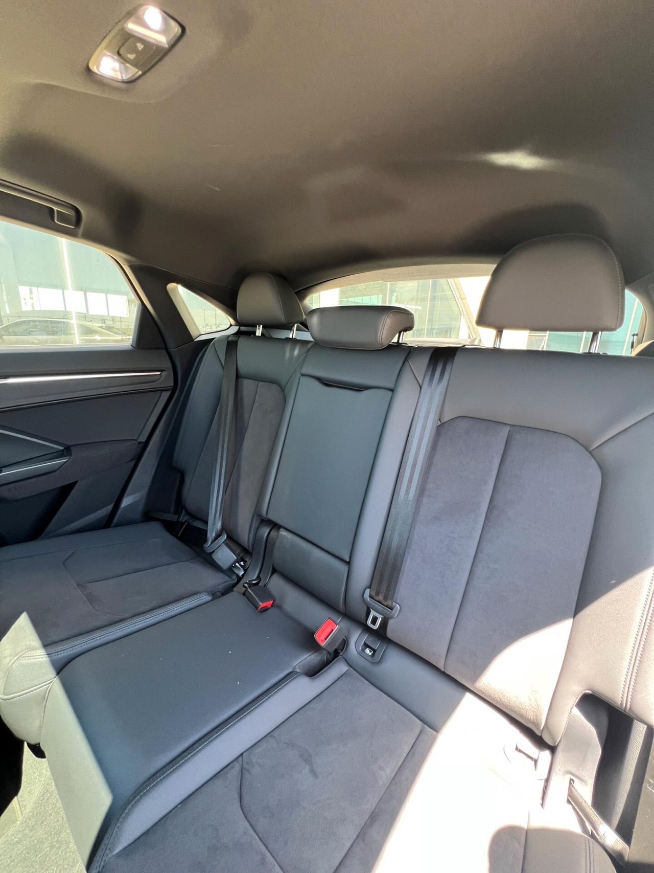 Audi RSQ3 SPB quattro S tronic UNICO PROPRIETARIO - ANTICIPO €18.900 NOLEGGIO NO SCORING