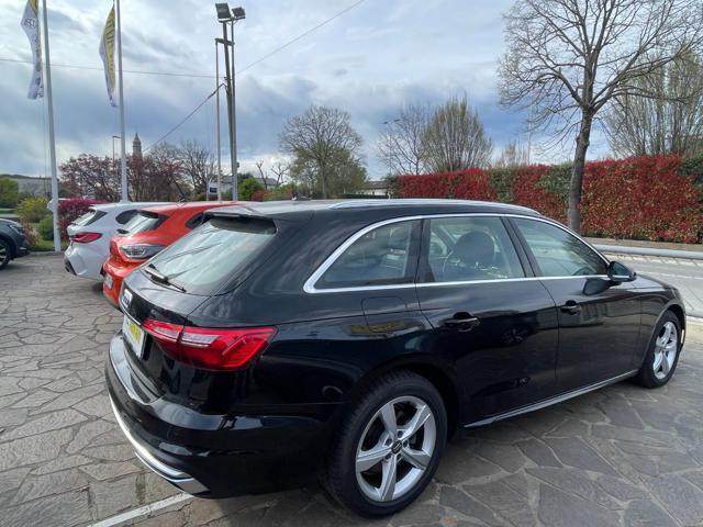 AUDI A4 Avant 40 TDI S tronic Business Advanced