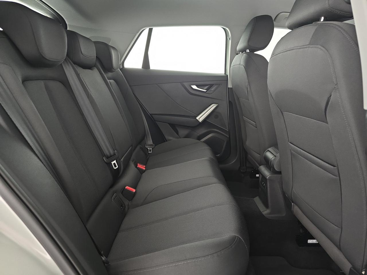 Audi Q2 30 1.0 tfsi business advanced 116cv