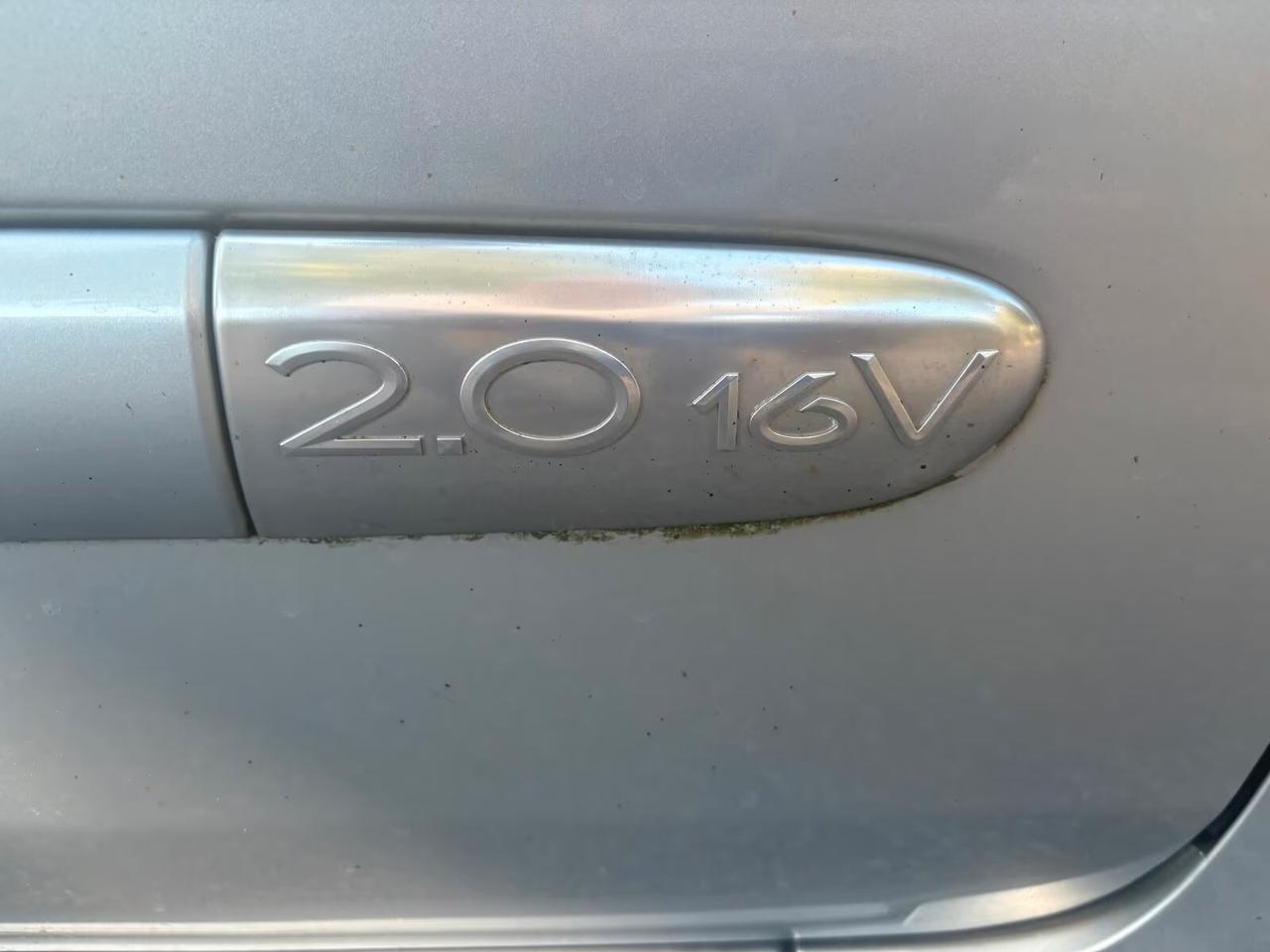 Renault Clio RS 2.0 16V Renault Sport