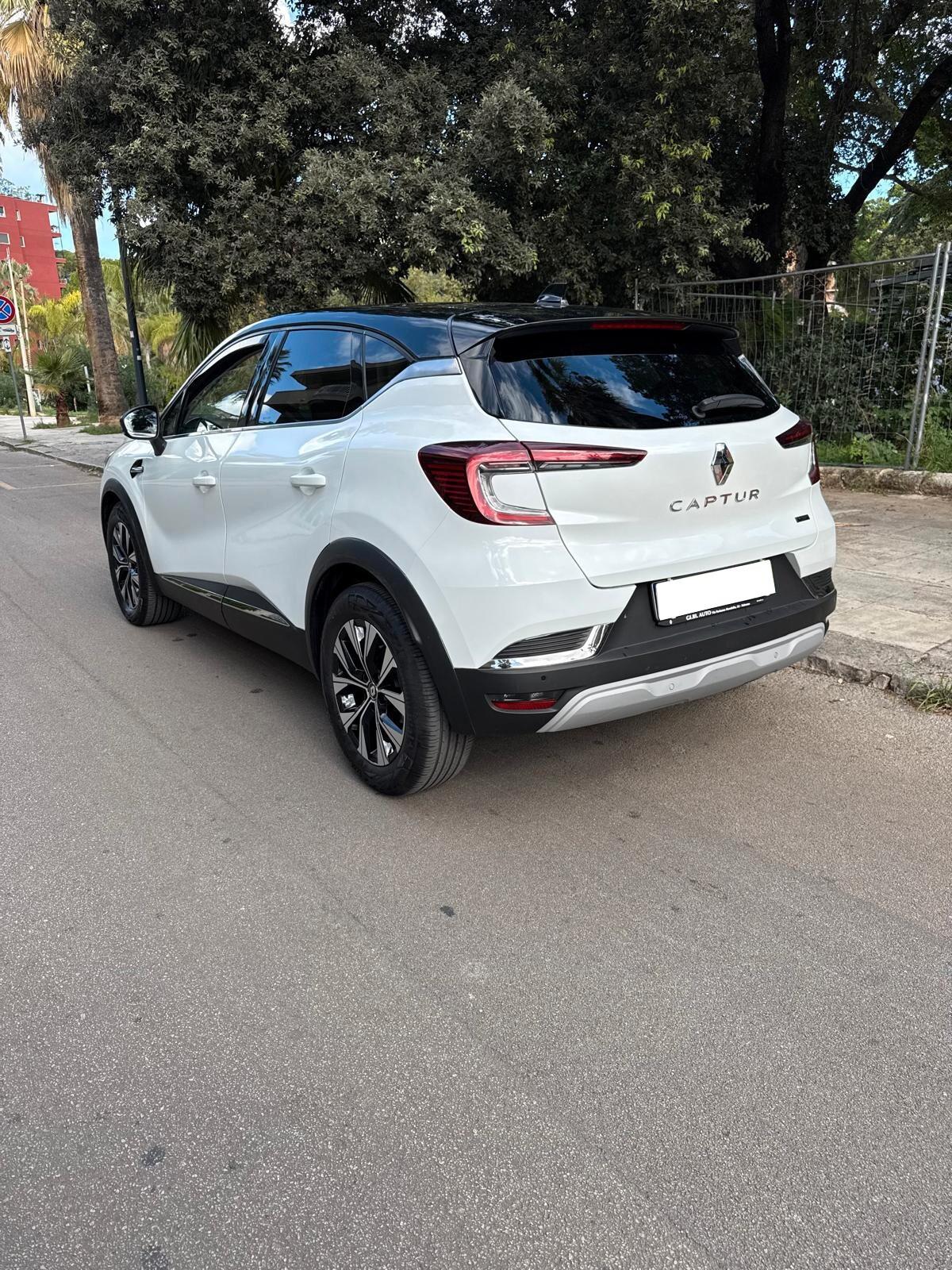Renault Captur Full Hybrid E-Tech 145 CV Techno