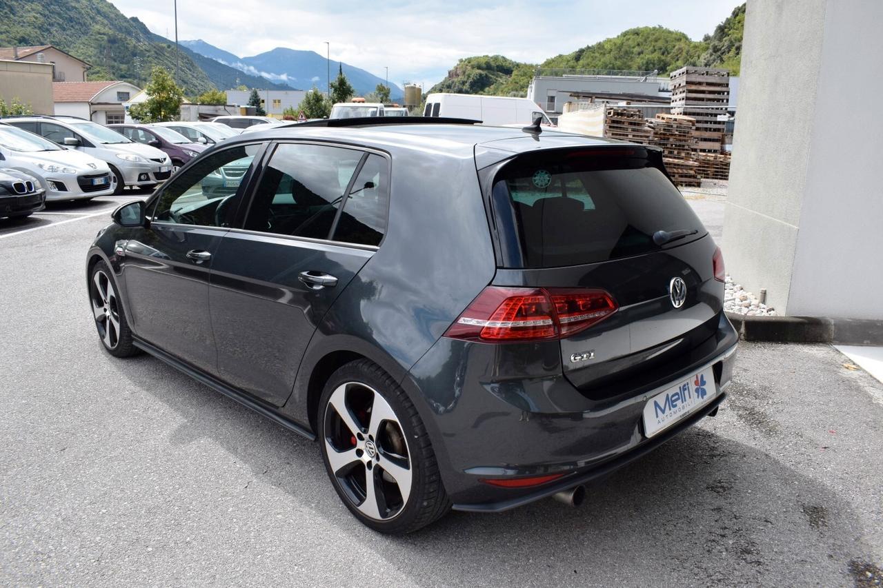 Volkswagen Golf GTI 2.0 220cv 5p TETTO APRIBILE + KIT INVERNO
