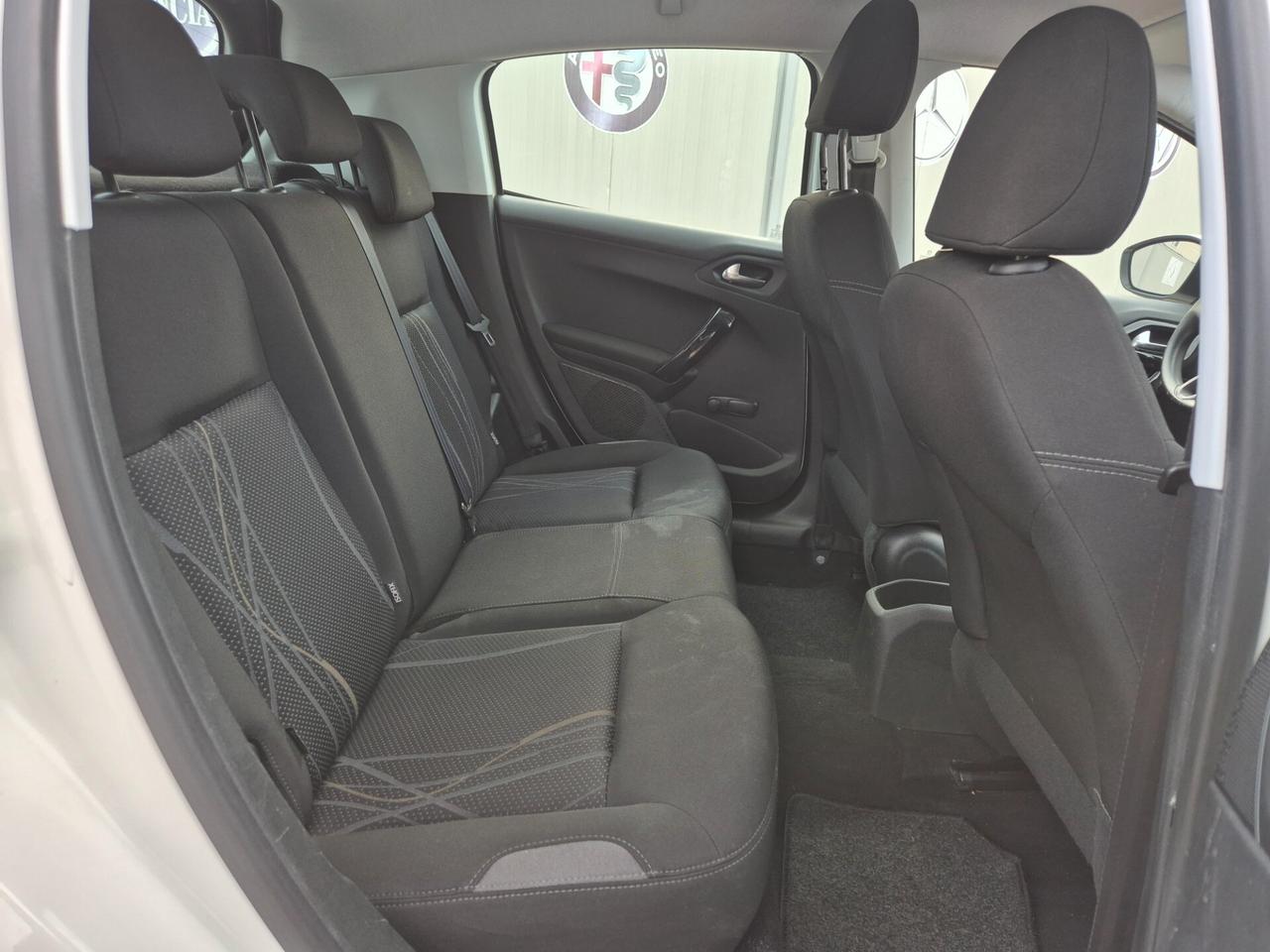 Peugeot 208 1.2 82 CV ALLURE NUOVA FULL 2014