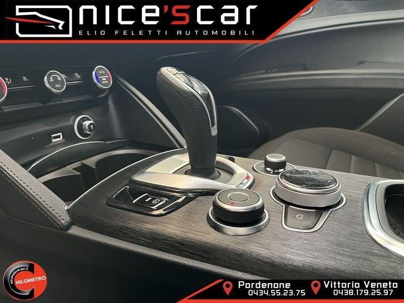 Alfa Romeo Stelvio 2.2 Turbodiesel 190 CV AT8 Q4 Business