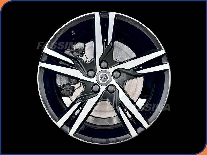Volvo XC40 T5 Recharge Plug-in Hybrid R-design