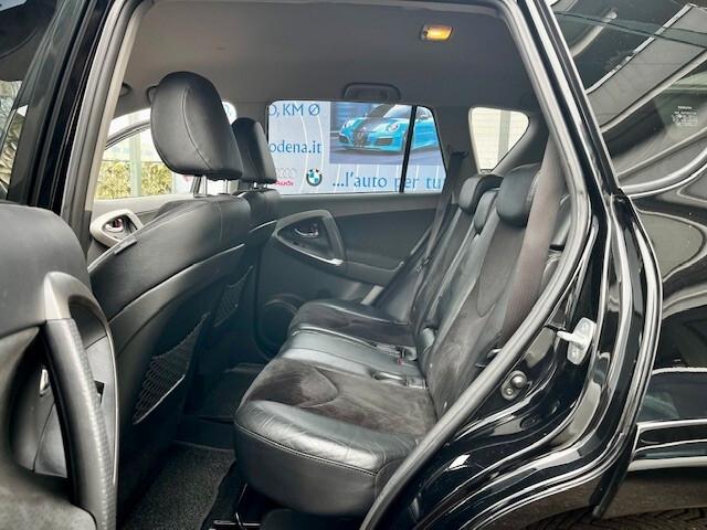 Toyota RAV4 Crossover 2.2 D-Cat 4WD A/T 150 CV Style "PERFETTA IN TUTTO"