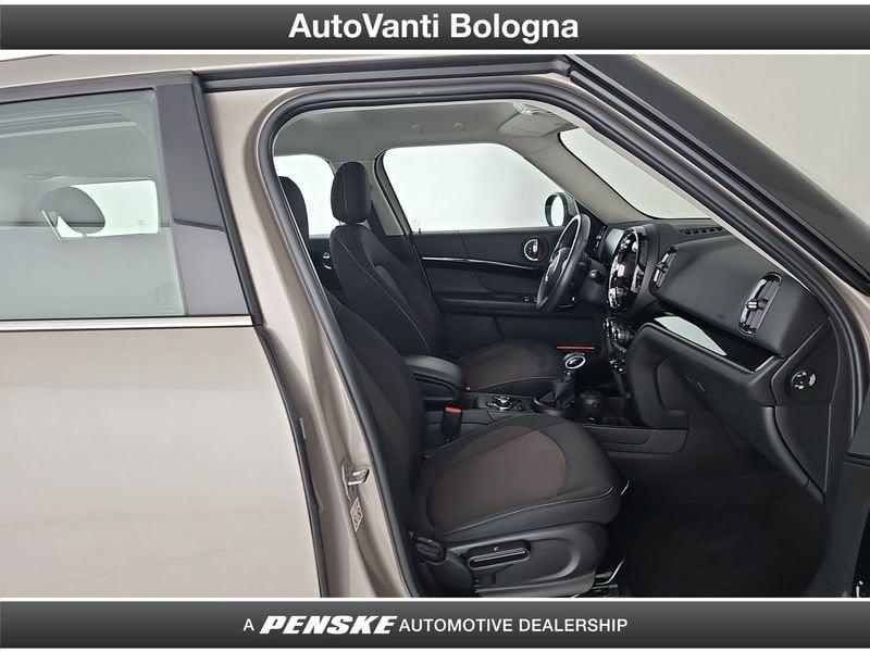 MINI Countryman Mini Countryman 1.5 Cooper SE Essential all4 auto