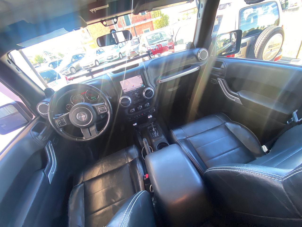 Jeep Wrangler Unlimited 2.8 CRD DPF Rubicon Auto 200cv