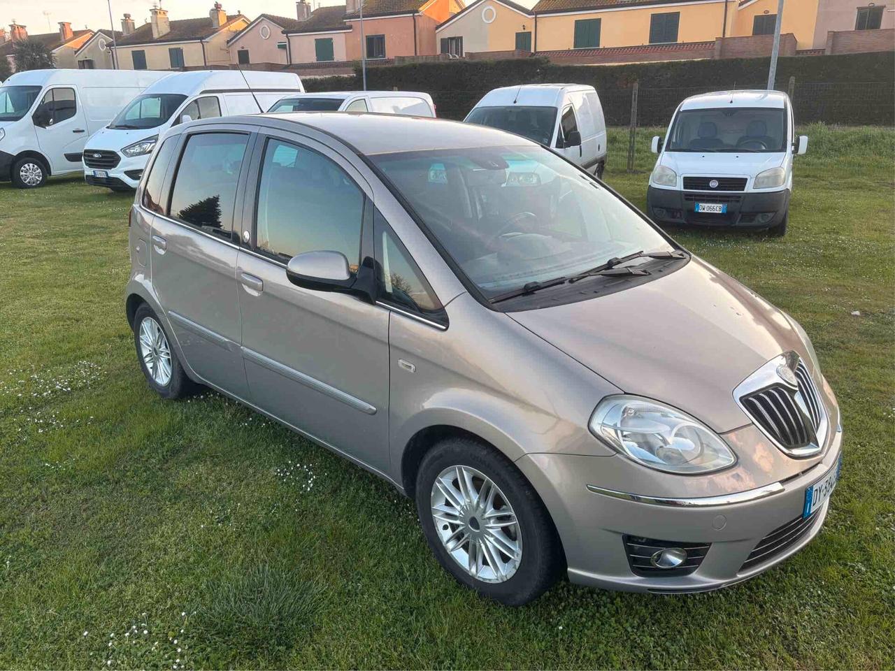 Lancia MUSA 1.4 Oro Ecochic GPL