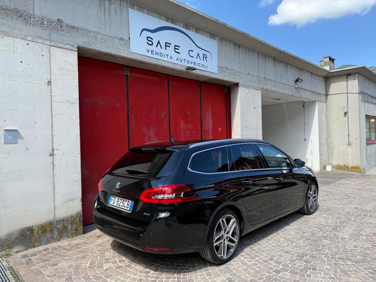 Peugeot 308 BlueHDi 150 S&S EAT6 SW Allure