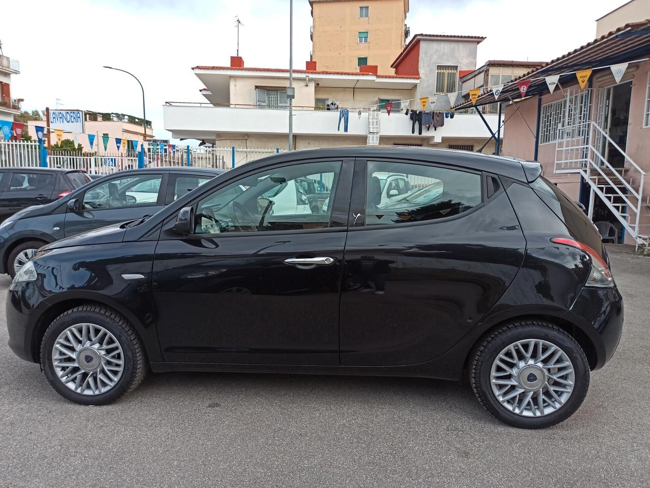 Lancia Ypsilon 1.3 MJT 16V 95 CV 5p. S&S Platinum
